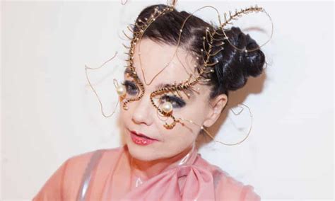 Björk Its No Coincidence That The Porn Industry Has Embraced Virtual