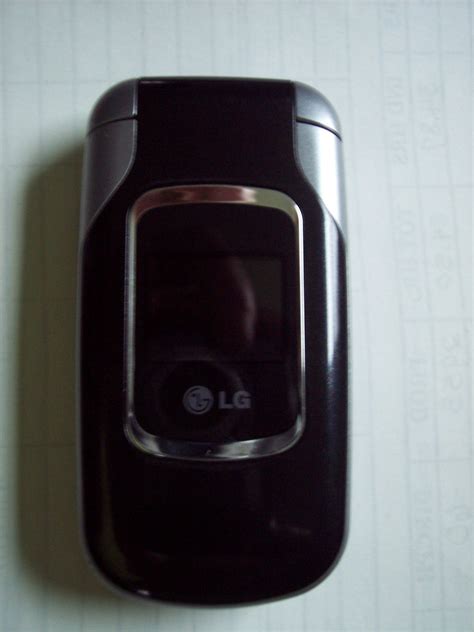 Used Lg 220c Black Tracfone Cellular Phone Flip Phone Prepaid