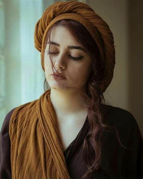 32 عکس دختر ایرانی ساده و زیبا