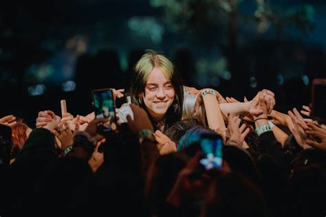 billie eilish    bullet  face