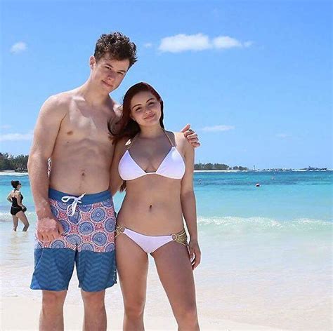 ariel winter wears bikini in bahamas