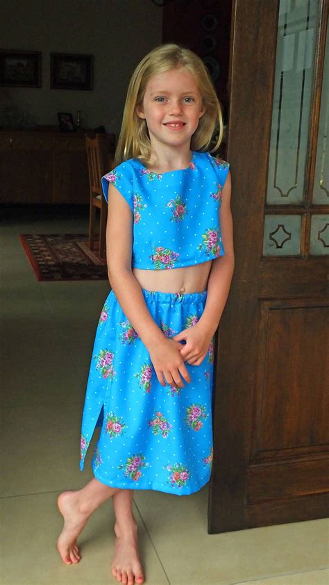 girls summer fashion crop top  pull  skirt pattern  easy  economic