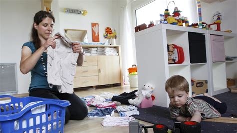 29 Of Moms Stay At Home