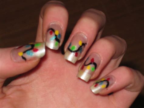 33 attractive christmas nail art to give a cozy look to the festive season godfather style