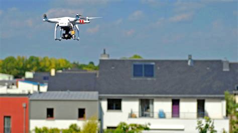 shoot   drone   invades  privacy   swiss lawyers