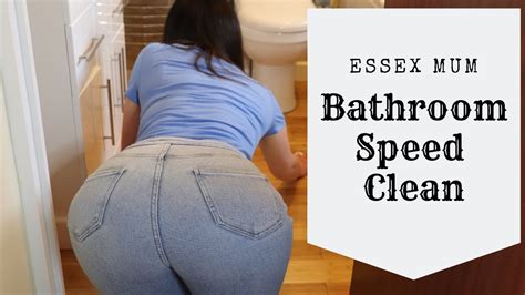 clean with me an essex mums bathroom cleaning routine youtube