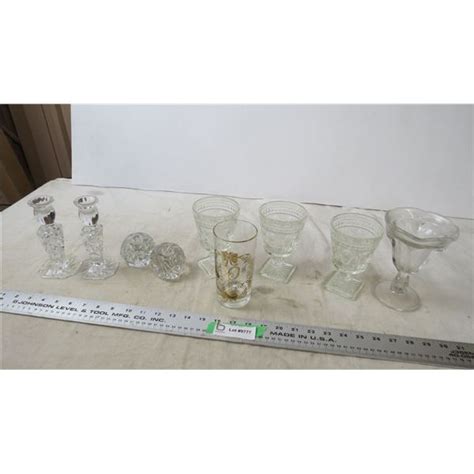 Fancy Clear Glass Bodnarus Auctioneering