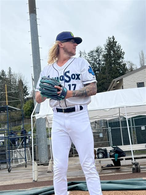 everett aquasox on twitter 10 minutes to game time