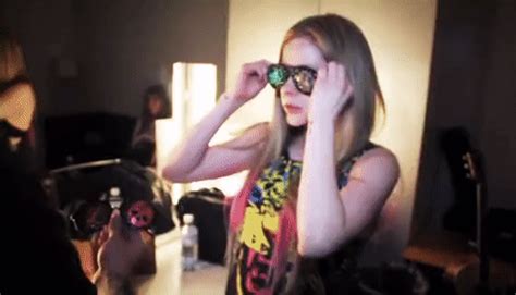 Avril Find Make And Share Gfycat S