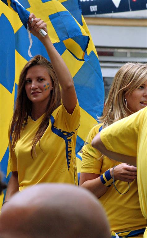 female football fans that s why i love the swedish football
