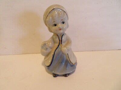 vintage ceramicporcelaindecorative figurine girl holding basket    ebay