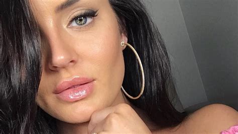 Chloe Morello Beauty Blogger Pulls Instagram Prank Daily Telegraph