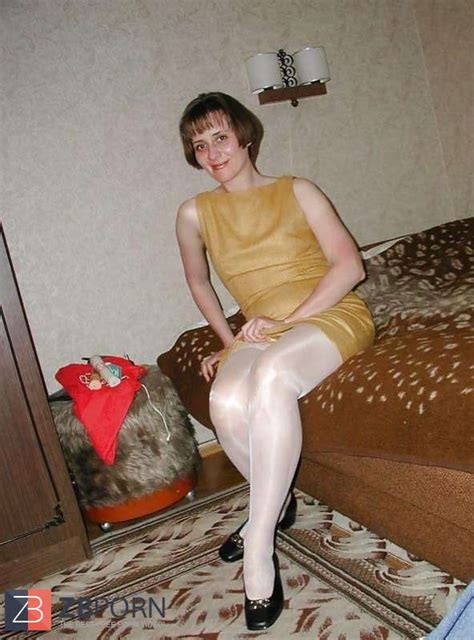Mature Inexperienced Wifey In Shining White Pantyhose Zb