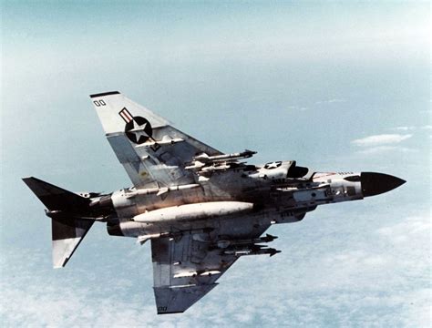 F 4j Vf 96 Showtime 100 Armed From Below Mcdonnell Douglas F 4
