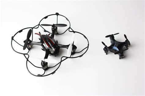 axis vidius   worlds smallest drone   camera small drones spy gadgets drone