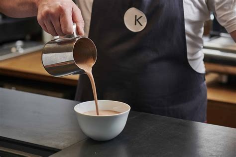 luxury hot chocolate shop knoops  coming  manchester