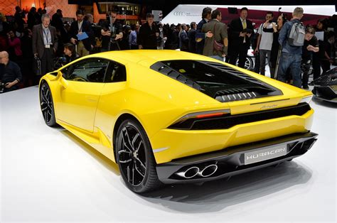 lamborghini huracan lp   debut  geneva automobile