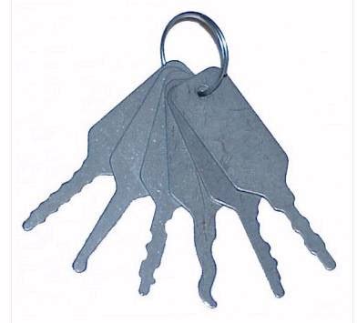 jiggler keys medium size  wafer locks gas caps