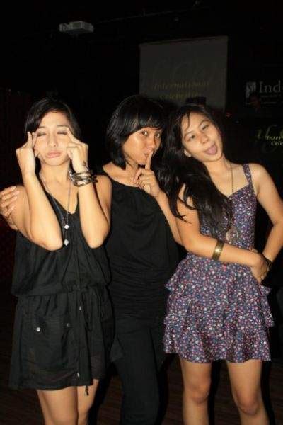 galeri video nikita willy on night party with friends