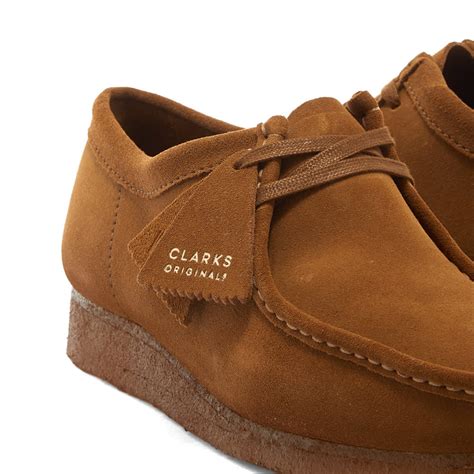 clarks originals wallabee cola suede  uk