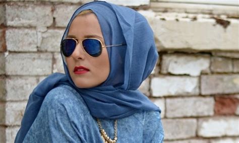Fashion Blogger Dina Torkia ‘there’s A Fear Factor Around The Hijab