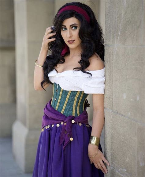 os melhores cosplays de personagens femininas disney