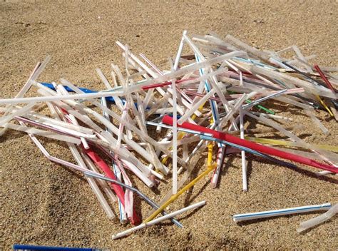 problem  plastic straws         difference