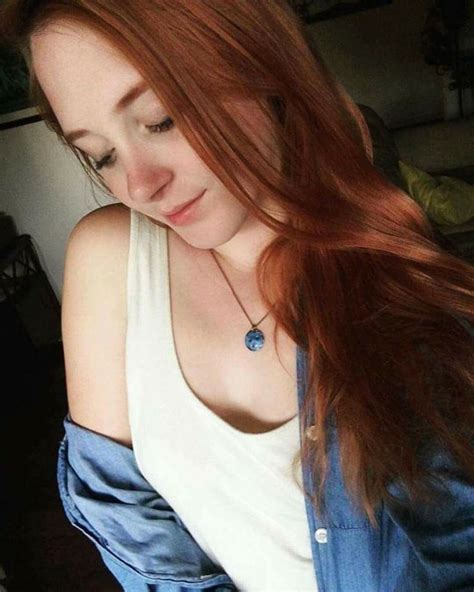 Pin By Pirate Cove On Redhead Women Redheads Fire Hair Gorgeous Redhead
