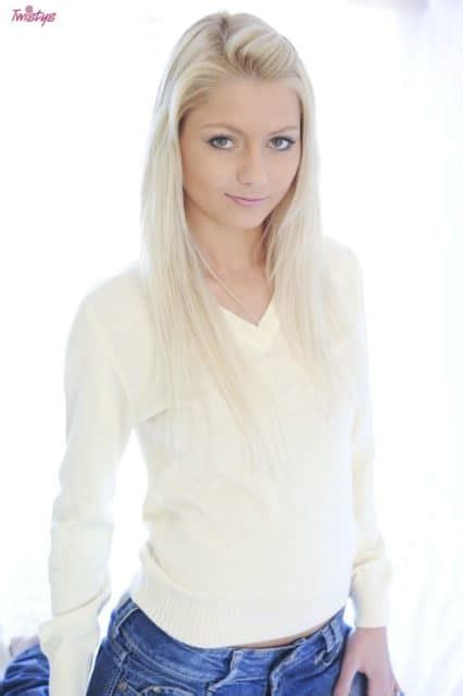 Annely Gerritsen Sexy Blonde Czech Porn Star Xxxbios