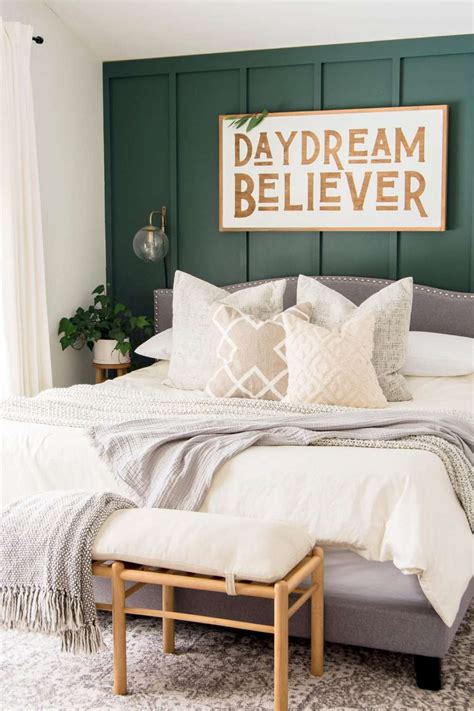 decorate  green accent wall   bedroom grace   space