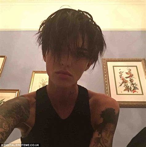 ruby rose posts raunchy bathroom pictures to social media daily mail online