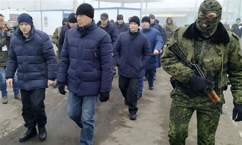 Ukraine Russia Backed Rebels Swap Prisoners In Move To End War