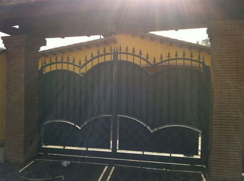 La risposta a tutte queste esigenze è offerta dai cancelli in ferro: Cancelli su misura a Roma e prov. +10 Modelli - MAGIFER