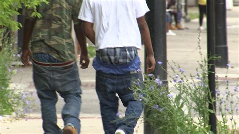 proposed south carolina law would fine saggy pants wearers abc7 los