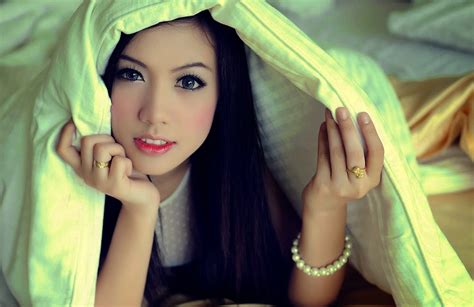 Nong Nam The Brilliant Beauty Of A Thai Girl Part 1