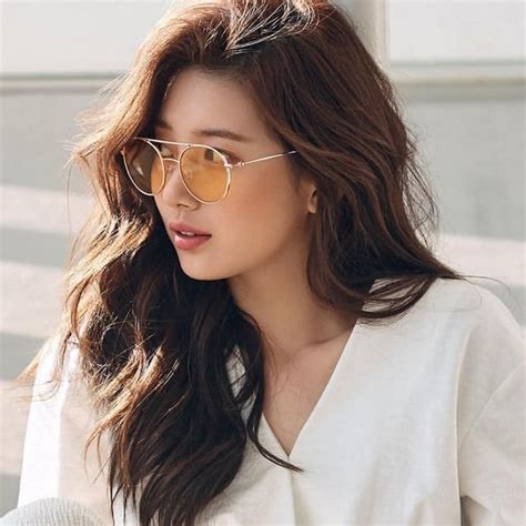 suzy bae  carin  korean model korean singer mirrored