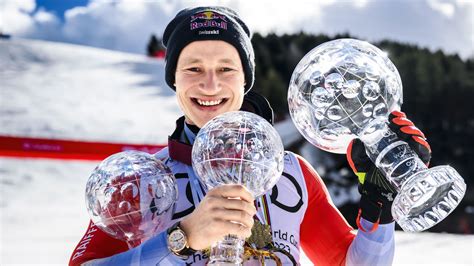 ski marco odermatt ist fuer den fan award und athlet des jahres nominiert
