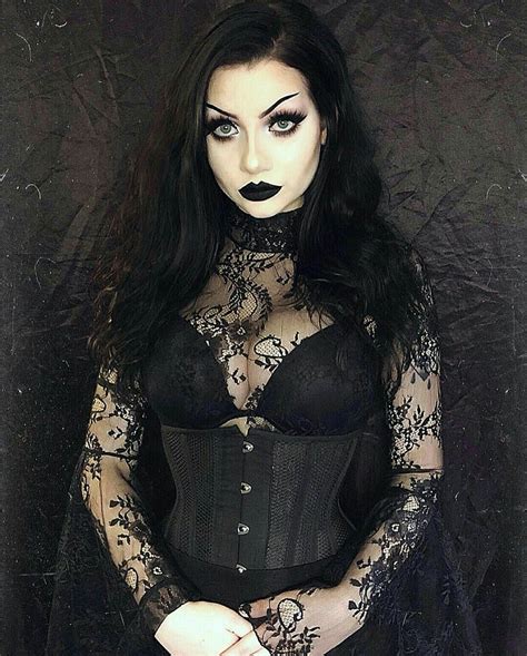 Pin By Mickey Mouse On Goth And Steampunk Goth Beauty Gothic Outfits