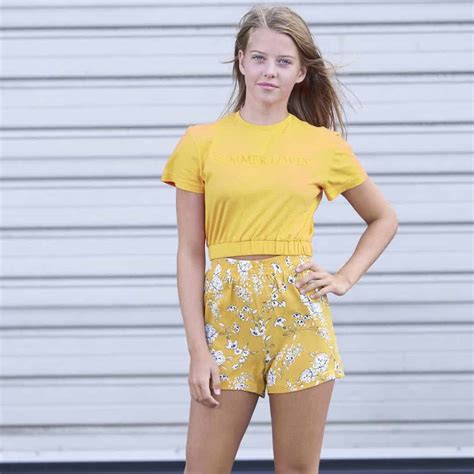top 10 teenage girl fashion 2020 trends practical teen fashion 2020