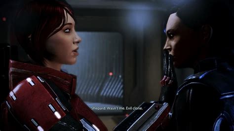 Shepard Kisses Traynor Squadmates Reaction Citadel Dlc Youtube