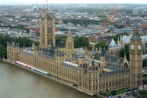 chm wins palace  westminster work  civil engineer