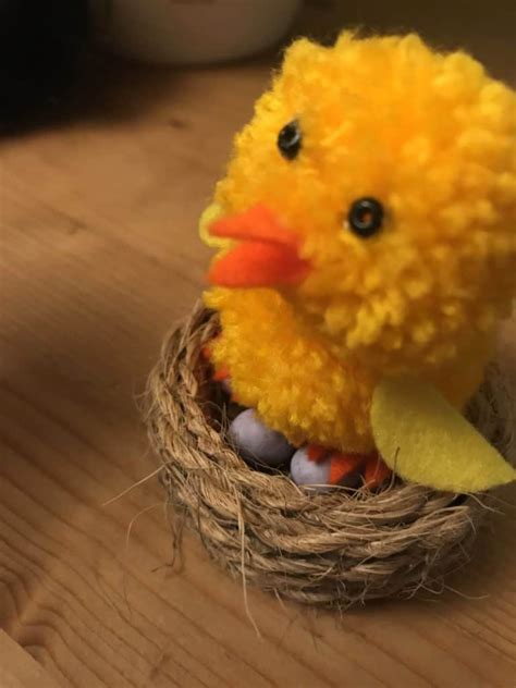 Easy Easter Craft Make A Cute Easter Chick In Less Than 30 Minutes