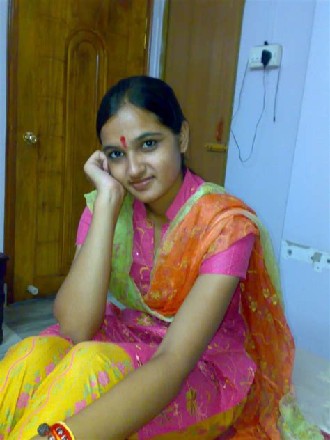 Desi Girls And Aunties Hot And Sexy Pictures Desi