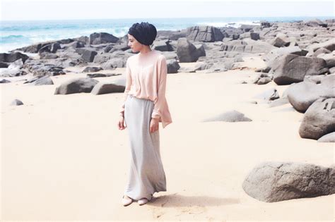 pakai hijab  pantai gak masalah cek  tips tampil