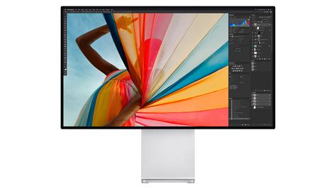 apple studio display   resolution custom soc reportedly  development
