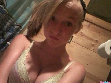 teen cleavage found it on social networking page 21 porn