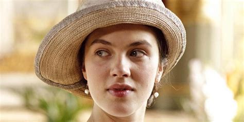 New Leaks Of Downton Abbey Star Jessica Brown Findlay Nude