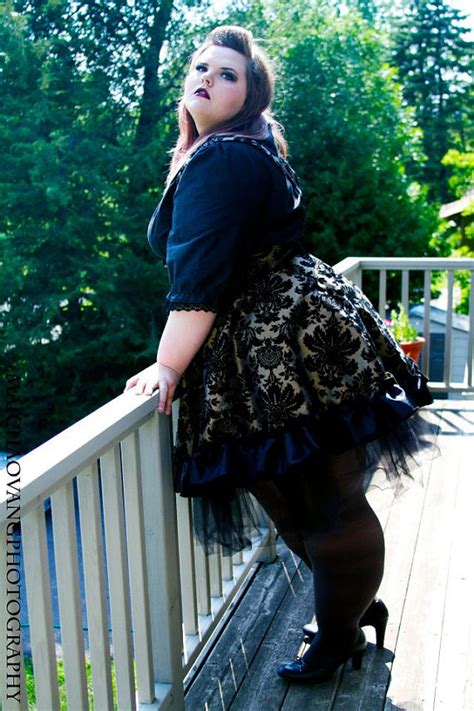 Pin On Plus Size Goth