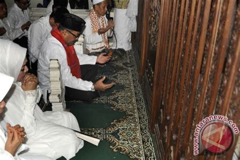 Ziarah Makam Sultan Banten Antara News