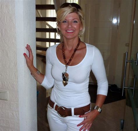 Photo Sexy Mature Ladies Clothed Unclothed Etc